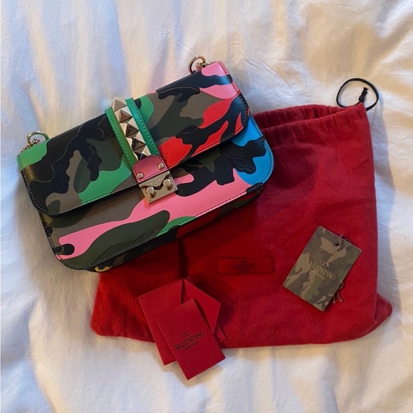 Valentino Garavani Handbag - Picture 3 of 3